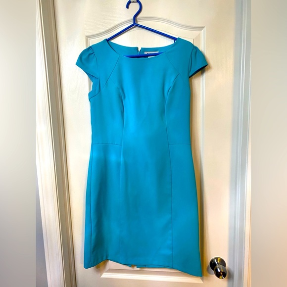 Turquoise blue cap sleeve dress worn only once! Size 6 - Picture 2 of 5